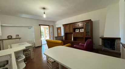 Two-room apartment of 65 m² in Osimo (60027)