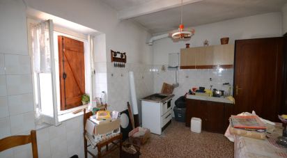 Four-room apartment of 65 m² in Ceranesi (16014)