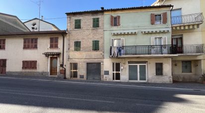Duplex 4 locali di 99 m² a Monte Urano (63813)