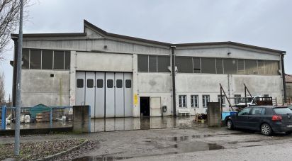 Warehouse of 2,000 m² in San Benedetto Po (46027)