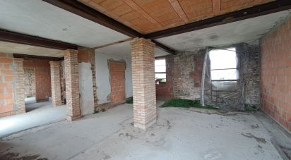 Town house 7 rooms of 200 m² in Ceregnano (45010)