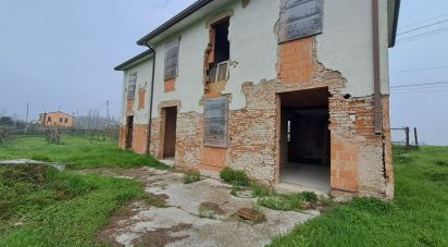 Townhouse 7 rooms of 200 m² in Ceregnano (45010)