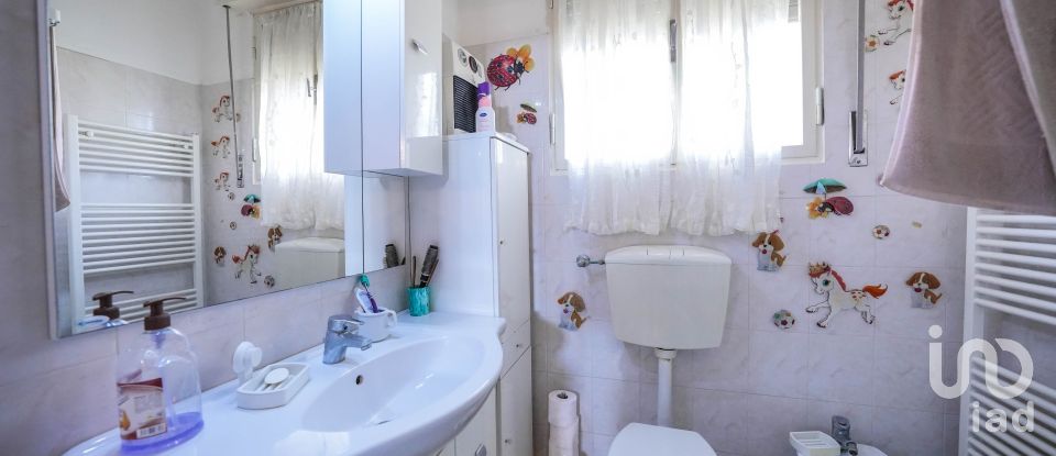 Casa indipendente 7 locali di 128 m² in Migliarino (44027)