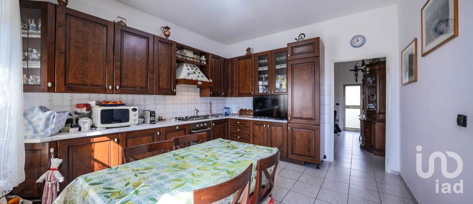 Casa indipendente 7 locali di 128 m² in Migliarino (44027)