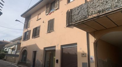Negozio / locale commerciale di 54 m² in Bregnano (22070)