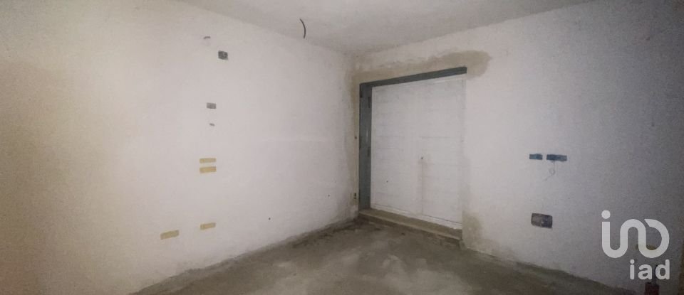 Villa a schiera 8 locali di 270 m² in Controguerra (64010)