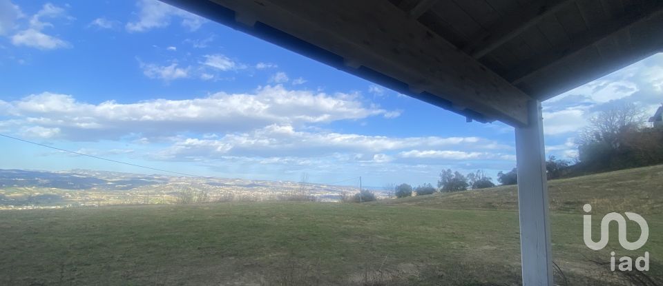 Villa a schiera 8 locali di 270 m² in Controguerra (64010)