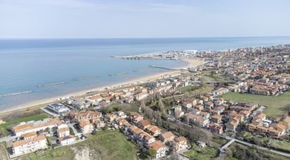 Land of 700 m² in Fano (61032)
