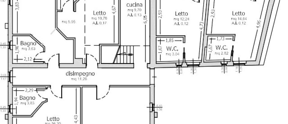 Casa 12 locali di 430 m² in Campli (64012)