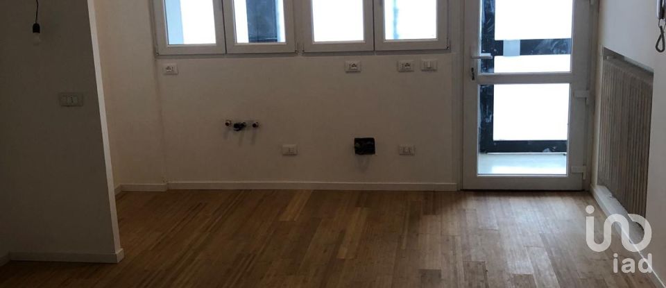 Apartment 6 rooms of 85 m² in Milano (20145)