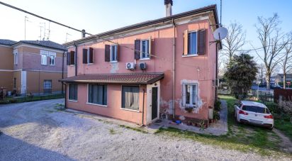 Town house 10 rooms of 230 m² in Ostellato (44020)
