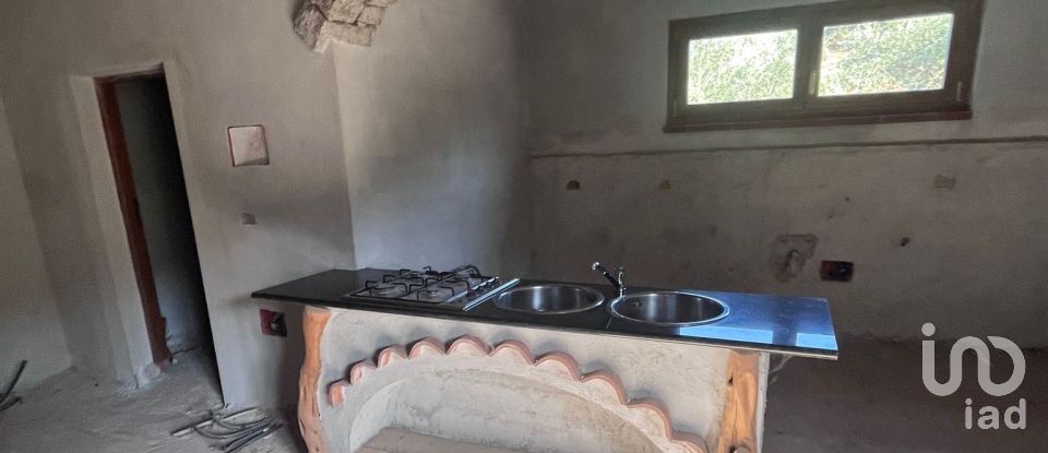 Terreno di 5.600 m² in Oliena (08025)