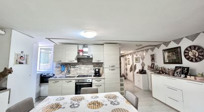 Casa indipendente 3 locali di 249 m² in Solbiate (22043)