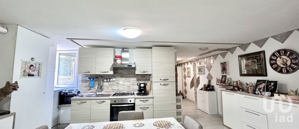 Casa indipendente 3 locali di 249 m² in Solbiate (22043)