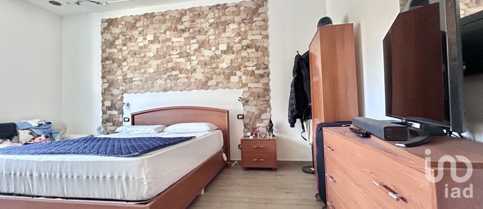 Casa indipendente 3 locali di 249 m² in Solbiate (22043)