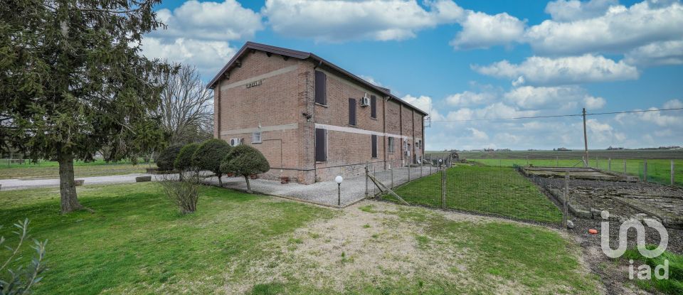 Casa indipendente 9 locali di 585 m² in Ostellato (44020)