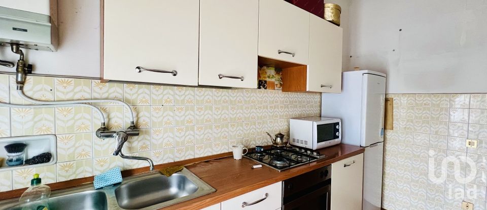 Two-room apartment of 72 m² in Grumello del Monte (24064)