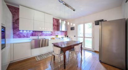 Casa indipendente / Villa 5 locali di 230 m² in Ferrara (44123)