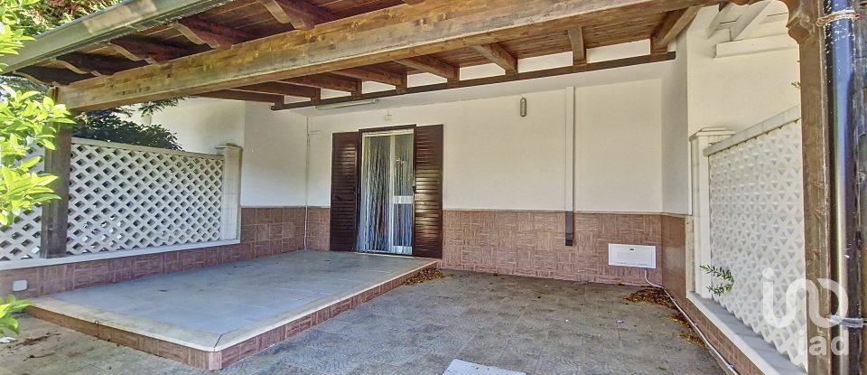 Villa 5 locali di 64 m² in Manduria (74024)