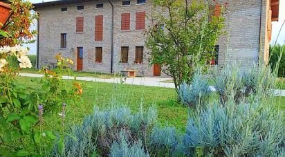 Casa indipendente 15 locali di 1.400 m² in Ceresara (46040)