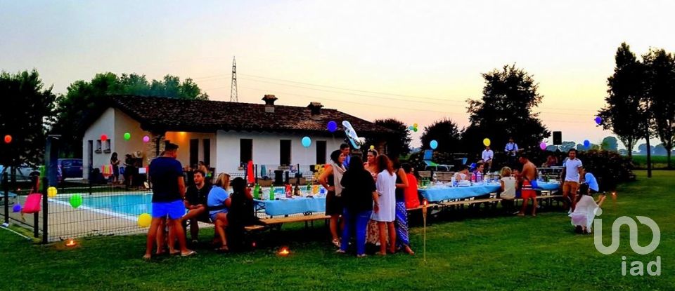 Casa indipendente 15 locali di 1.400 m² in Ceresara (46040)