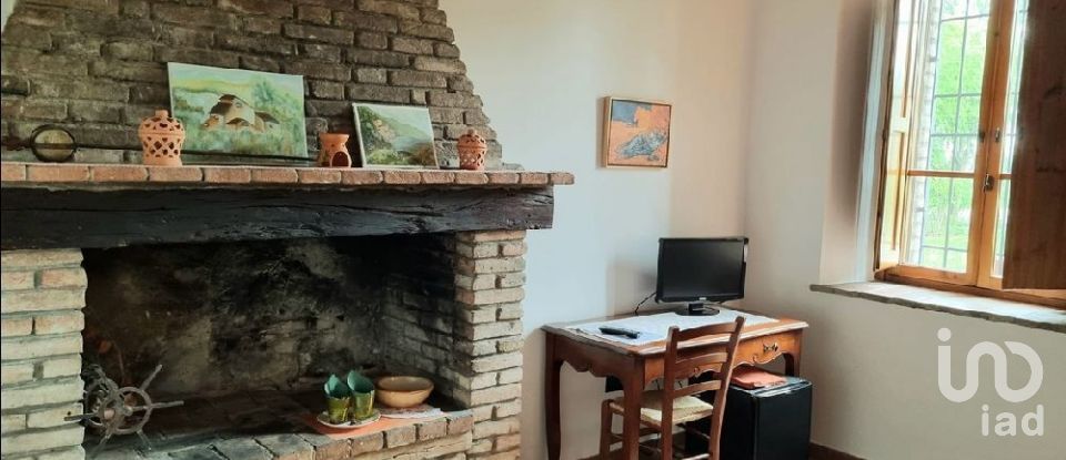 Casa indipendente 15 locali di 1.400 m² in Ceresara (46040)