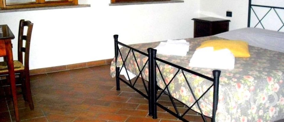 Casa indipendente 15 locali di 1.400 m² in Ceresara (46040)