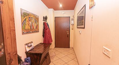 Apartment 5 rooms of 85 m² in Genova (16149)