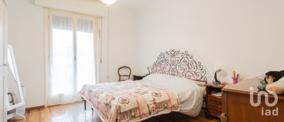 Four-room apartment of 70 m² in Milano (20133)
