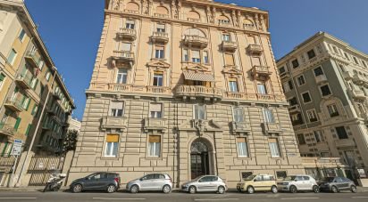 Appartamento 0 locali di 238 m² a Genova (16128)