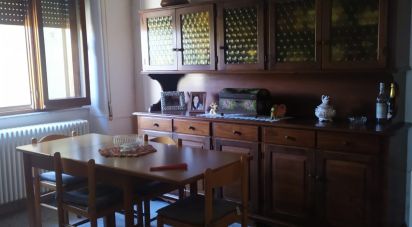 Casa indipendente / Villa 13 locali di 239 m² in Ascoli Piceno (63100)