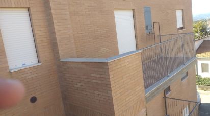 Loft 6 locali di 87 m² a Bellante (64020)