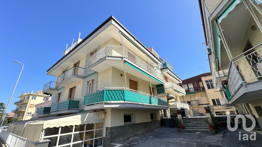 Bilocale di 45 m² a Loano (17025)