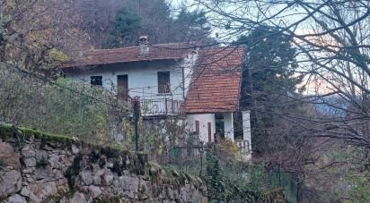 Farm 4 rooms of 246 m² in Bellano (23822)