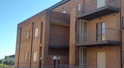 Loft 4 locali di 149 m² a Bellante (64020)