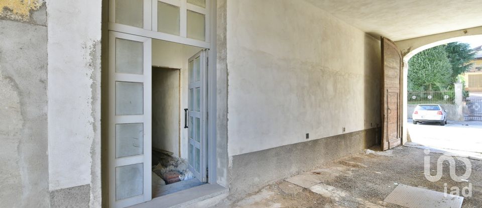 Four-room apartment of 260 m² in Lurago Marinone (22070)