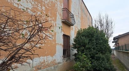 Costruzione di 766 m² in Rovello Porro (22070)