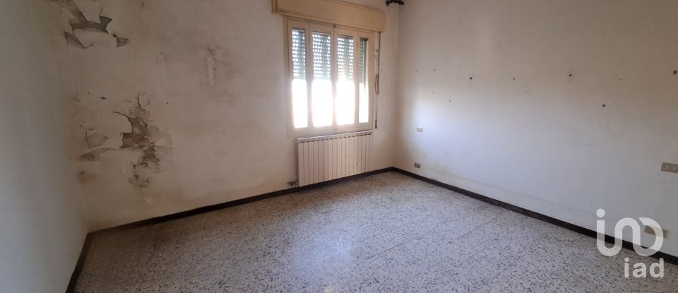 Mansion 9 rooms of 235 m² in Crespino (45030)