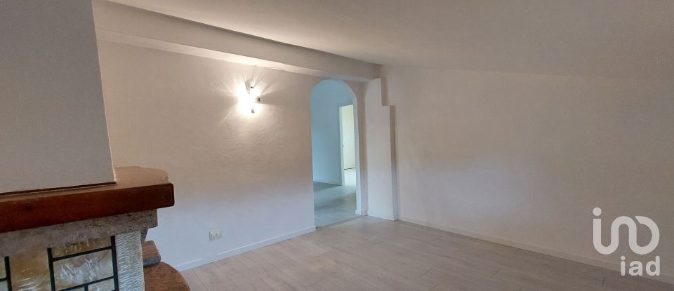 Attico / Mansarda / Loft 3 locali di 72 m² a Reggio nell'Emilia (42124)