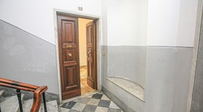 Apartment 6 rooms of 190 m² in Genova (16135)
