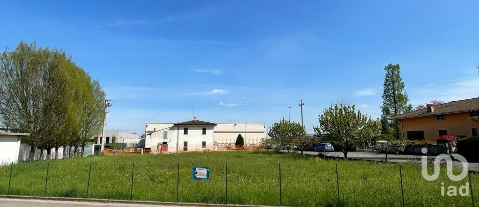 Terreno di 1.150 m² in Castel Goffredo (46042)