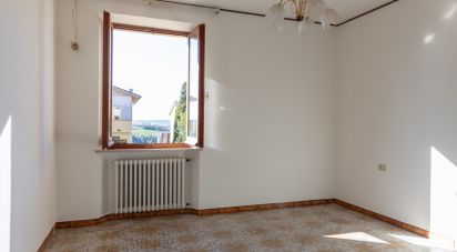 Appartamento 5 locali di 100 m² a Filottrano (60024)