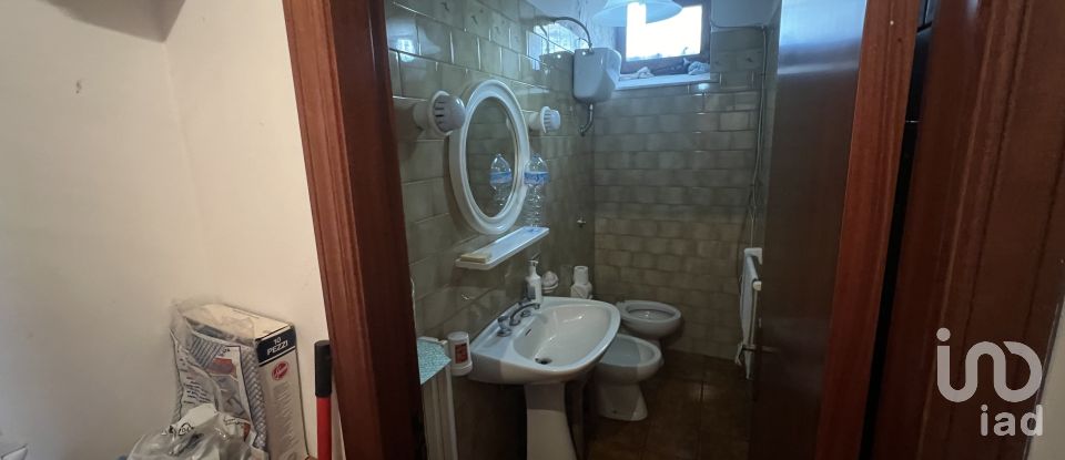 Casa di paese 7 locali di 233 m² in Montelparo (63853)