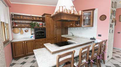 Villa Bifamiliare 10 locali di 190 m² a Zoagli (16030)