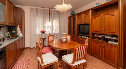 House boat 3 rooms of 171 m² in Selvazzano Dentro (35030)