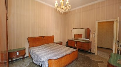 Four-room apartment of 77 m² in Genova (16126)