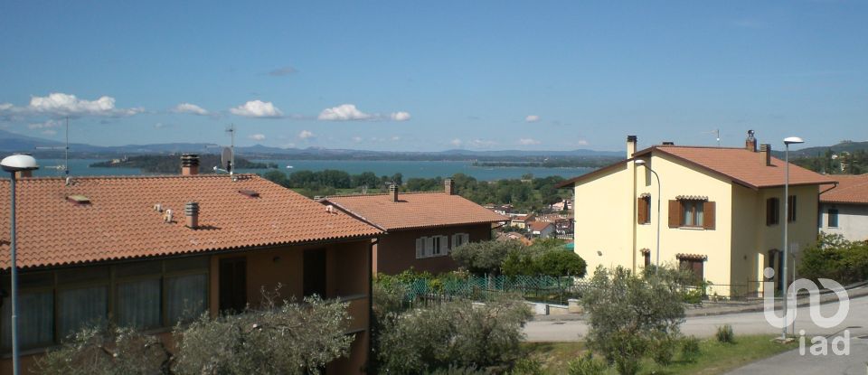 Apartment 6 rooms of 165 m² in Passignano sul Trasimeno (06065)