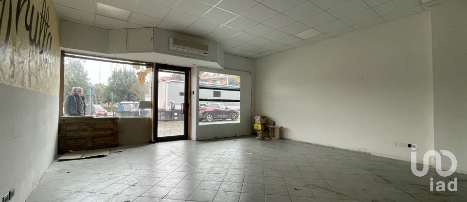 Negozio / locale commerciale di 78 m² in Arezzo (52100)