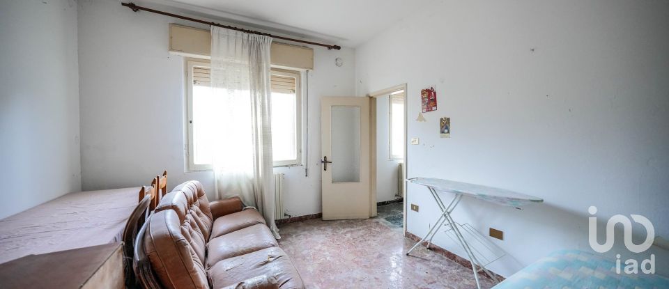 Town house 7 rooms of 190 m² in Ostellato (44020)