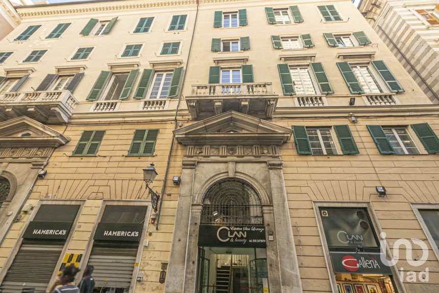 Trilocale di 72 m² a Genova (16123)
